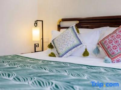 Yu Yue Mansion - 108
