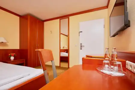 Best Western Geheimer Rat - 70