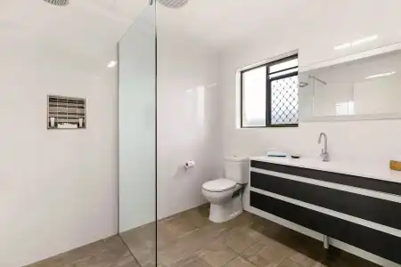 Comfort Inn on Main Hervey Bay - 76