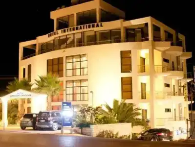 Saranda International - 12