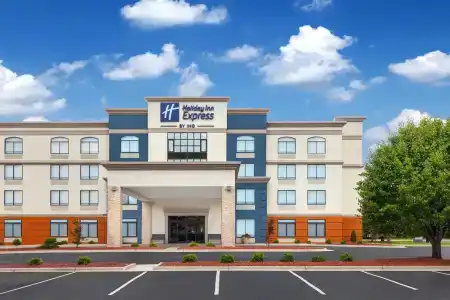 Holiday Inn Express Fayetteville – Fort Bragg by IHG - 20