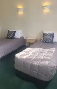 Fountain Court Motel - 41