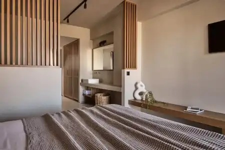 Alamis & Apartments - 90