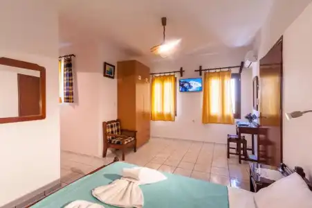 Poco Loco Bed & Breakfast - 28