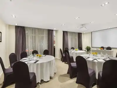 Mercure Hanoi La Gare - 40