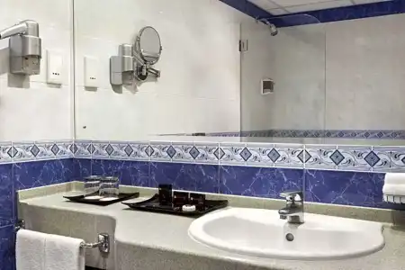 Ramada by Wyndham Qurum Beach - 23