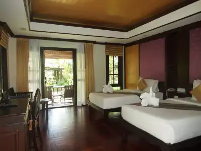 Khao Lak Palm Beach Resort - 3