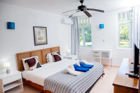 El Pelicano Apart-Hotel - 101
