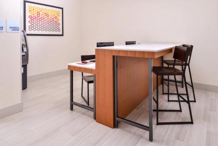 Holiday Inn Express Tampa N I-75 - University Area by IHG - 36