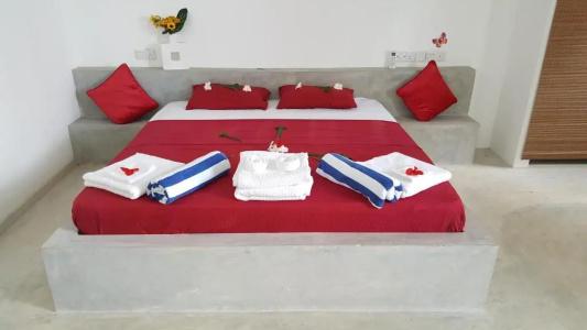 Nirvana Beach Boutique - 32
