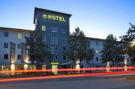 B&B Berlin-Dreilinden - 23