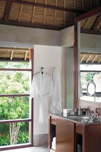 REVĪVŌ Wellness Resort Nusa Dua Bali - 62