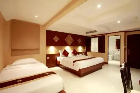 Rayaburi Patong - 48