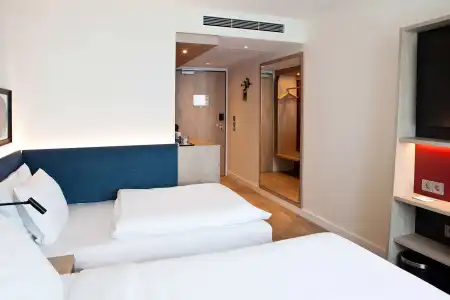 Hampton by Hilton Regensburg - 6