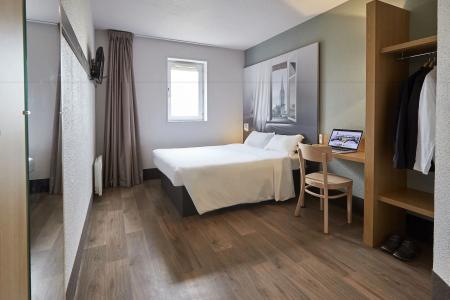 B&B Caen Mémorial - 3