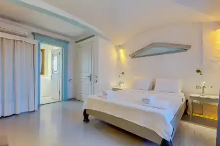 Cunda Battalos Küçük Otel - 24