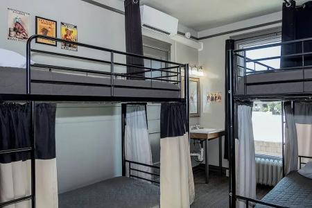 Gardner & Hostel - 97