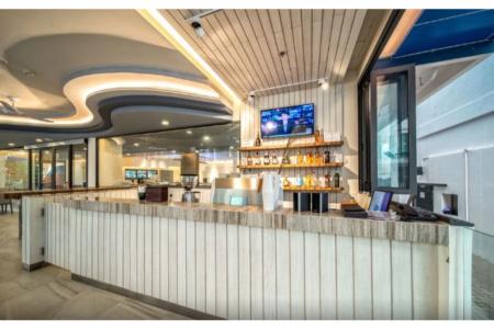 Clover Patong - 12