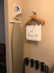 City Center Inn & Suites - 39
