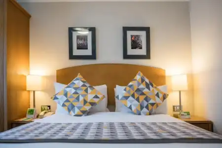 Holiday Inn Manchester West by IHG - 62