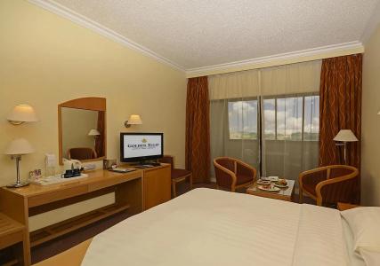 Golden Tulip Seeb - 2