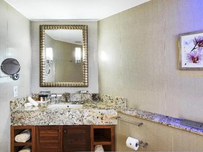 Alexander the Great Beach - 77