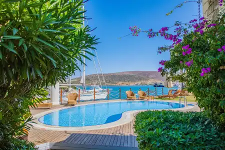 Port Alacati - 14