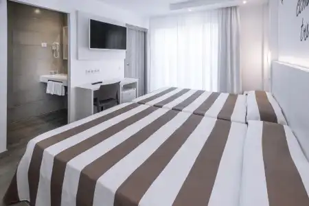 Oasis Park Splash - 0