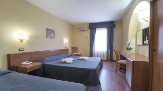 Akrabello - 4