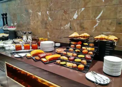 BANKHOTEL - 11
