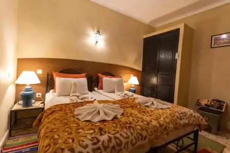Riad Losra - 64