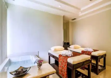 Royal Kuningan - 3