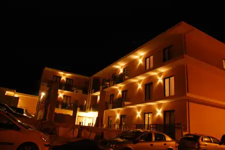 Dovitel Boutique - 1