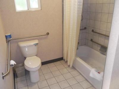 Garden Inn and Suites Fresno - 6