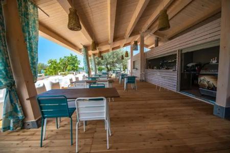 Arena One 99 Glamping - 24