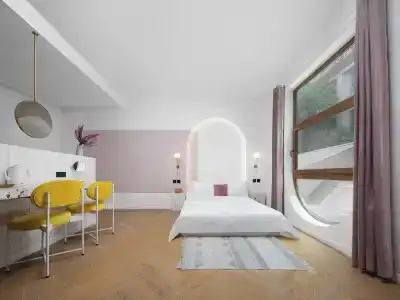 YiXi Designer - 48