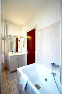 Hôtel D’Angleterre Grenoble Hyper-Centre - 44