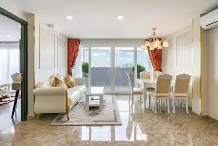 Emerald Central - 164