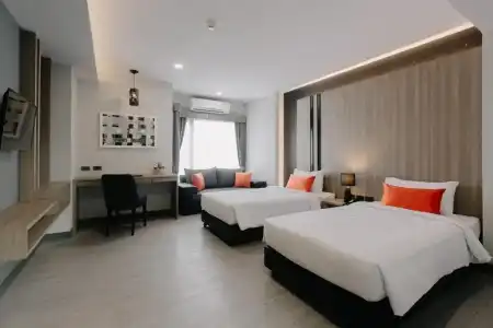 Arista Ubon - 3