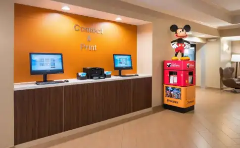 Fairfield by Marriott Anaheim Resort - 31