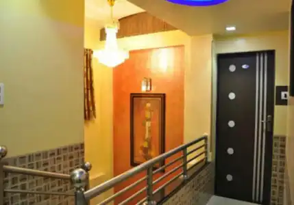 Planet Plaza - 9