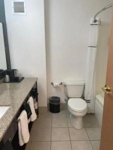 Boothill Inn and Suites - 78