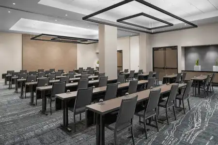 Element Miami Brickell - 12