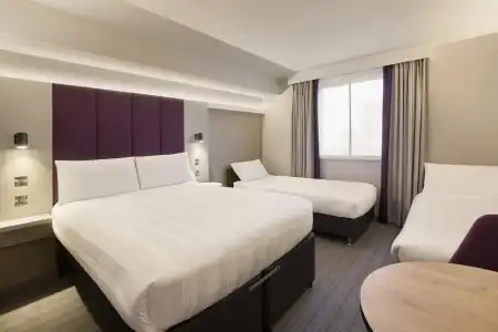 Premier Inn London Hanger Lane - 42