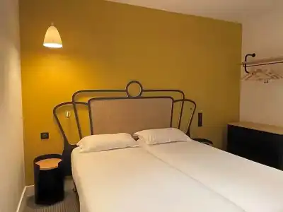 Hôtel de Suez - 44