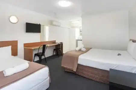 Sunshine Beach Resort - 36