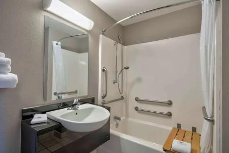 Motel 6 Santa Fe - 73