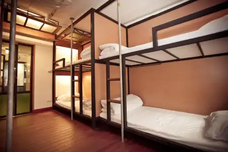 The Arak Bed Bar and Hostel - 28