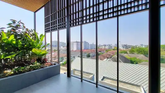 Shan Villas Sukhumvit - 42