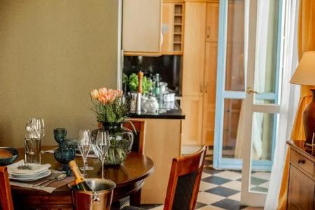 Louisa's Place - 186